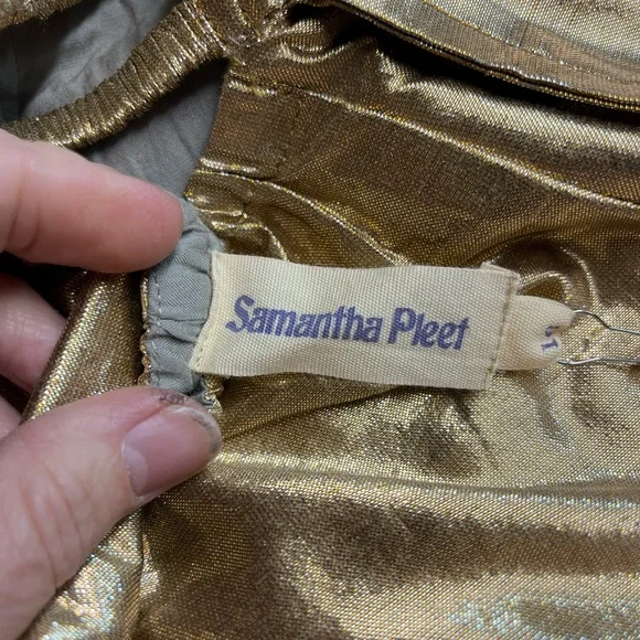 Samantha Pleet gold lame dress with open back and cool waist tabs - Picture 6 of 7